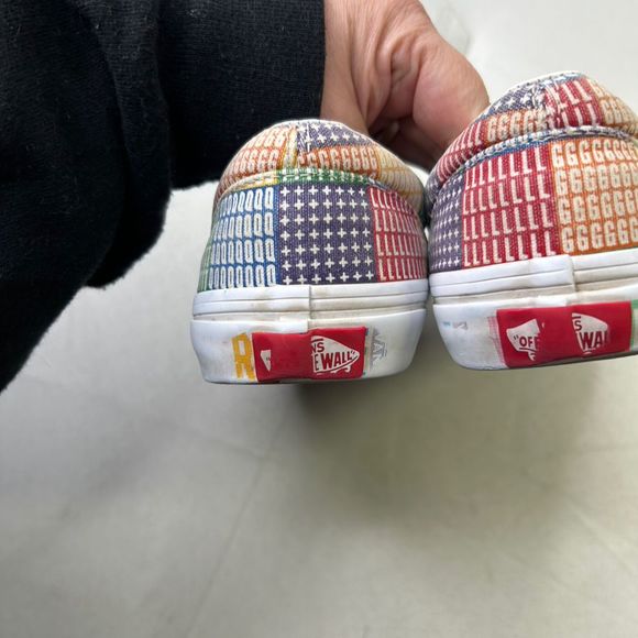Vans Classic Slip-On Pride Multicolor Kids Size 3 Casual Shoes Play condition - Picture 9 of 11